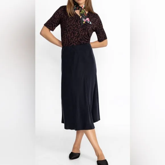 🌟🌺 $185 Johnny Was Black Asymmetrical Midi Skirt | Flowy Boho Chic Size S 4–6