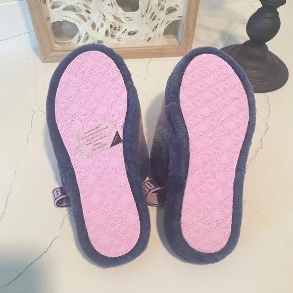 🛍️ Buy 2, Get 1 FREE✨UGG | NWOT Fluff Yeah Slide Gradient Ombre Real Fur Slides