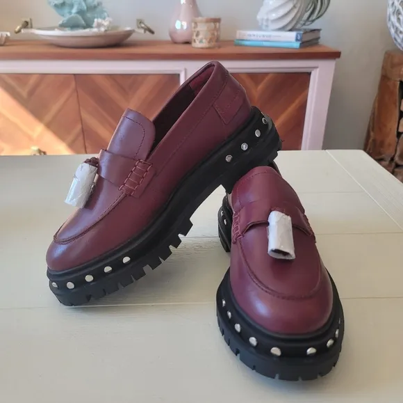 🆕️ Free People Teagan Tassel Loafers in Mulberry