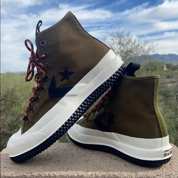 ⭐️ New Converse Bosey MC Hi Top Sneaker Boots ⭐️