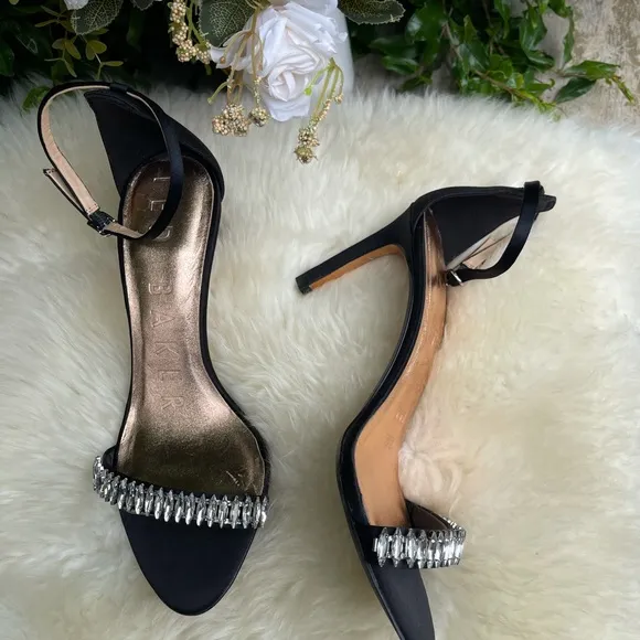 - Ted Baker🍂Saralia Cristal embellished ankle Strap size 7women’s