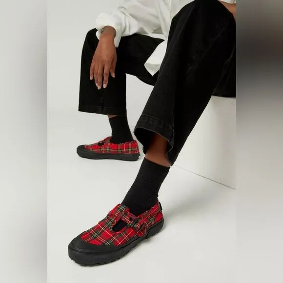 🔥 VANS STYLE 93 PLAID MARY JANE SNEAKER IN PLAID RED/BLACK Size 4.5 Men 6 Women