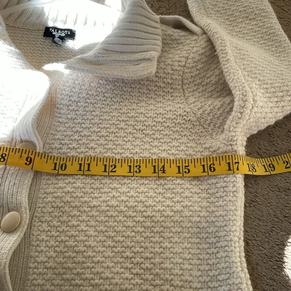 💕💕 Vintage Talbots Cream / Off-White Thick Sweater Size: Medium petite