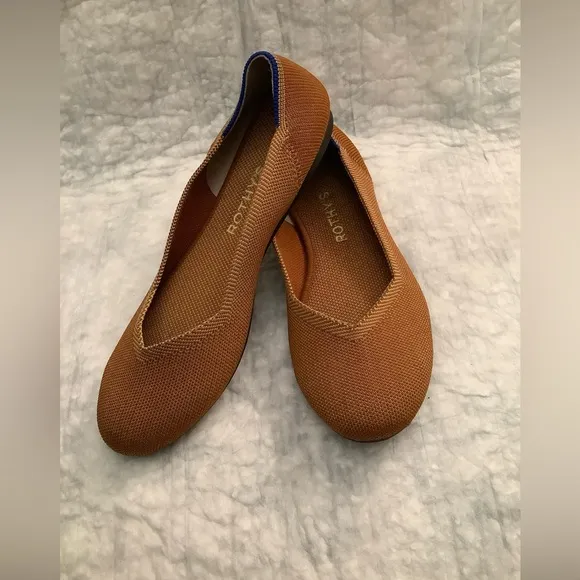 2 Rothy's The Flat Round Toe Slip On Shoes One Black &amp; One Fawn Women's Sz. 7.5​