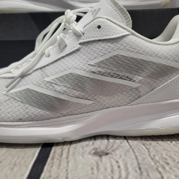 Adidas Avaflash Low Tennis Shoes