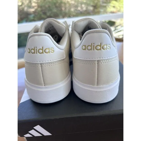 Adidas Grand Court 2.0 Alumina Cloud White Womens Athletic Sneakers Sz 7 NIB