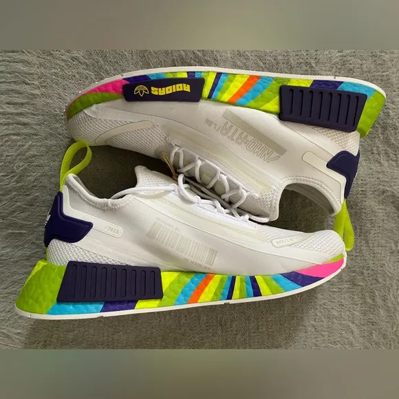 Adidas Originals Men’s NMD_R1 Spectoo Sneakers