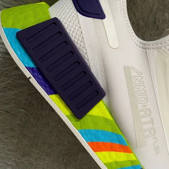 Adidas Originals Men’s NMD_R1 Spectoo Sneakers