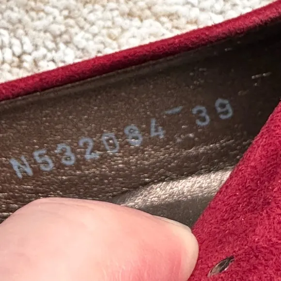 AGL Attilio Giusti Leombroni Suede Grommet Studded Ballet Flats Size US 9 | 39