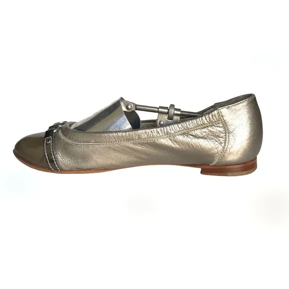 AGL Monika Metallic Cap Toe Flats Gold Patent Leather Italian Loafers Women’s