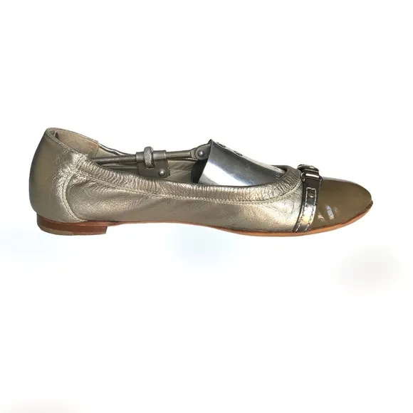 AGL Monika Metallic Cap Toe Flats Gold Patent Leather Italian Loafers Women’s