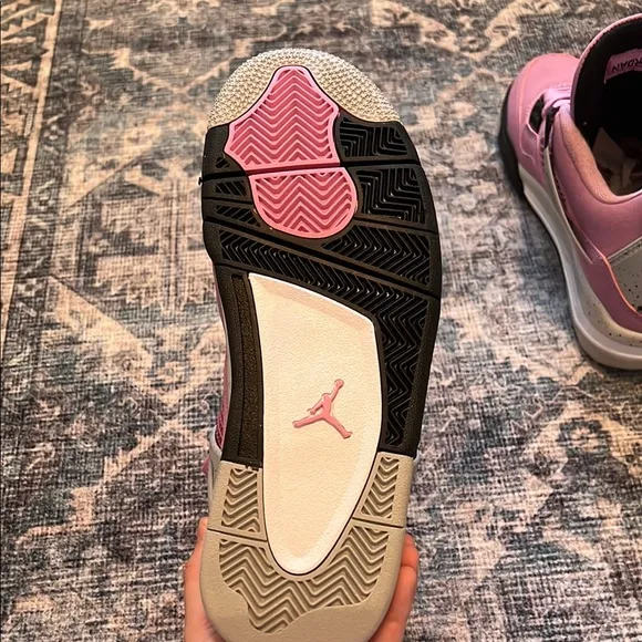 Air Jordan Orchid Pink and Gray Sneakers Ultimate Style Sz 7.5