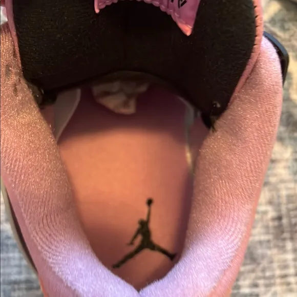 Air Jordan Orchid Pink and Gray Sneakers Ultimate Style Sz 7.5