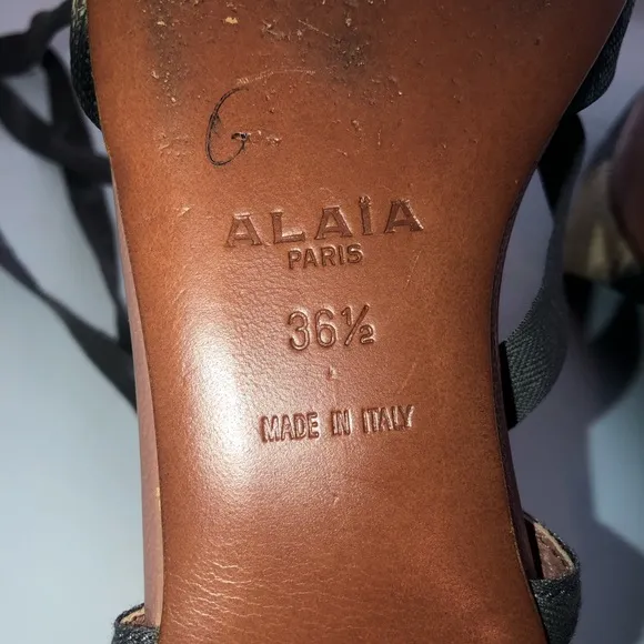 Alaia reptile ankle strap flats 36.5=6.5