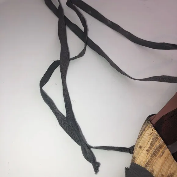 Alaia reptile ankle strap flats 36.5=6.5