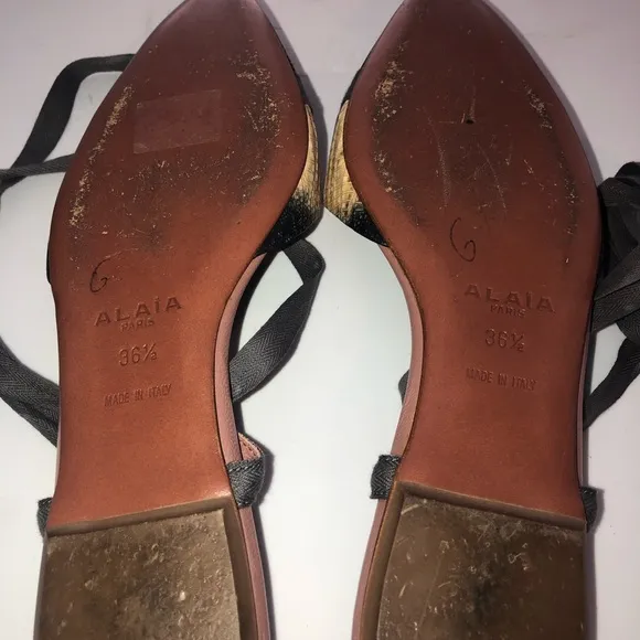 Alaia reptile ankle strap flats 36.5=6.5