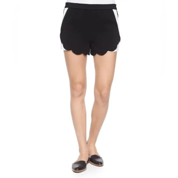 A.L.C. Women’s BLACK &amp; WHITE SHORTS WITH SCALLOP HEM, size 6 LINED NWOT