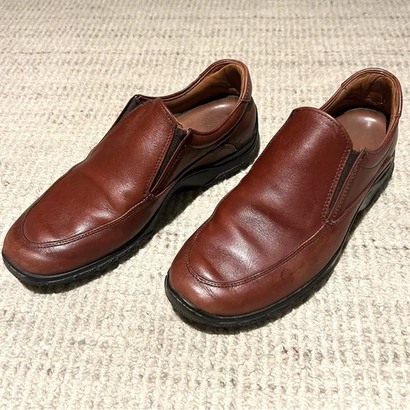Allen Edmonds Weekender Brown Leather Loafers