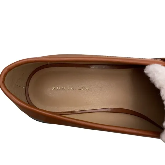Ann Taylor Shearling Leather Tasse Loafers Size 8.5 NEW