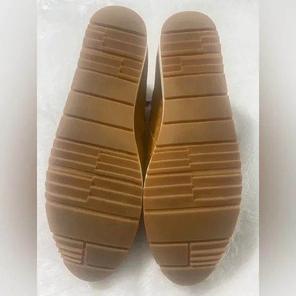 Antelope Brown Suede Slip-On Sneakers with Side Zipper