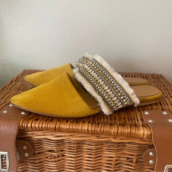 Anthropologie Delilah Embellished Slides Women’s 39 Yellow Suede Boho Flats Mule