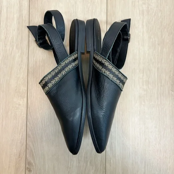Anthropology Pilcro Leather Ankle Strap Flats in Black Size 39