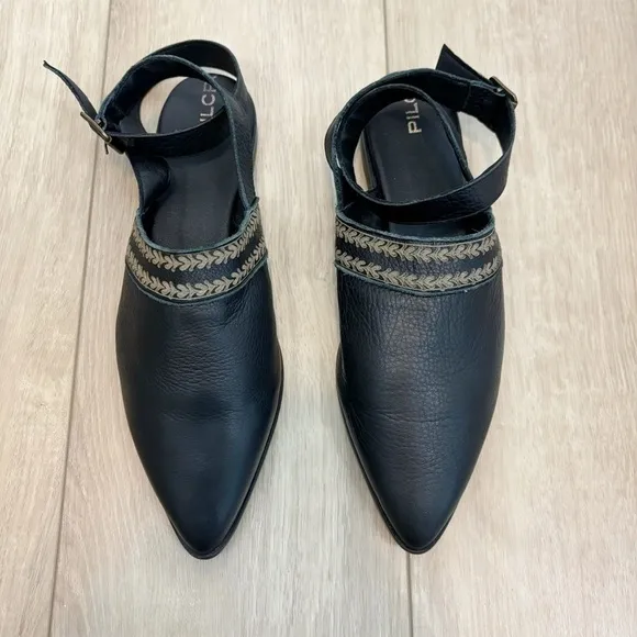 Anthropology Pilcro Leather Ankle Strap Flats in Black Size 39