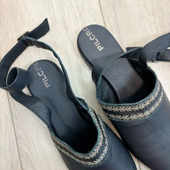 Anthropology Pilcro Leather Ankle Strap Flats in Black Size 39