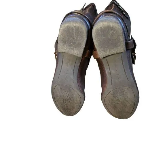 Antonio Melanie leather boots. Size 7 in excellent condition