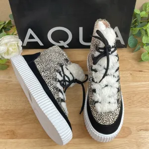 Aqua Womens Faux Fur Lace-Up Casual and Fashion Sneakers Tan Animal Print 6M