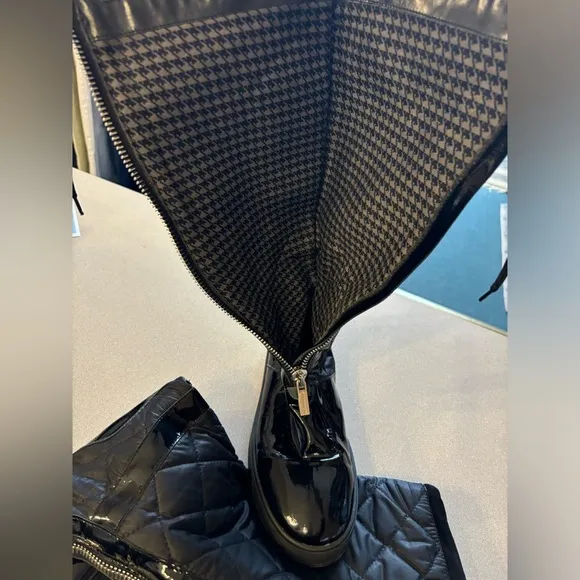 Aquatalia Black Quilted Patent Puffer Boots