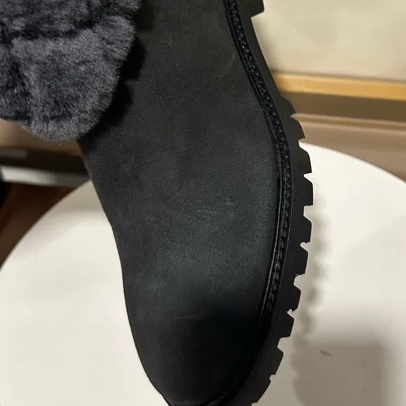 🌹AQUATALIA🌹 Casandra Waterproof Suede Shearling Boots Size: 6