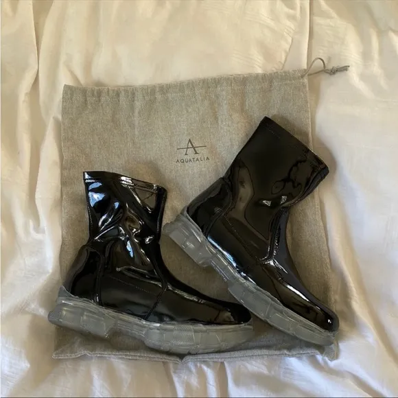 Aquatalia Daliyah Boots