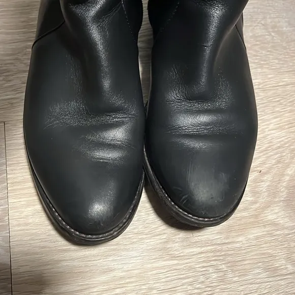 AQUATALIA Oralie Knee-High Stretch Leather Riding Boots Side Zip Quilted, Size 8