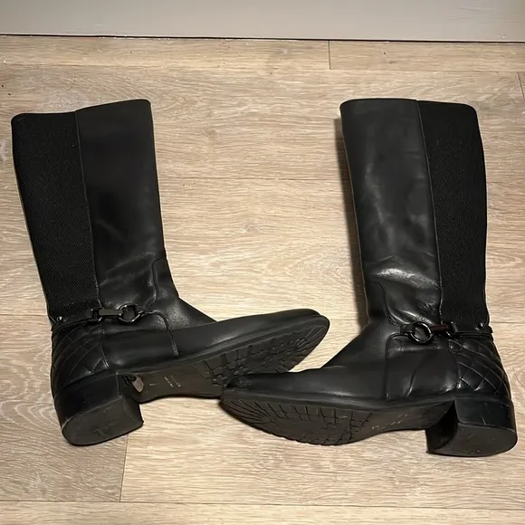 AQUATALIA Oralie Knee-High Stretch Leather Riding Boots Side Zip Quilted, Size 8