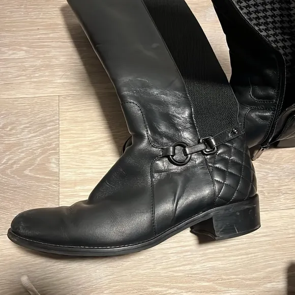 AQUATALIA Oralie Knee-High Stretch Leather Riding Boots Side Zip Quilted, Size 8