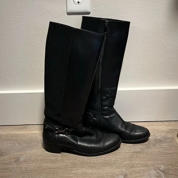 AQUATALIA Oralie Knee-High Stretch Leather Riding Boots Side Zip Quilted, Size 8