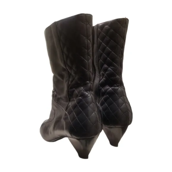 AQUATALIA | Vintage Black Quilted Leather Boots in Size US 10