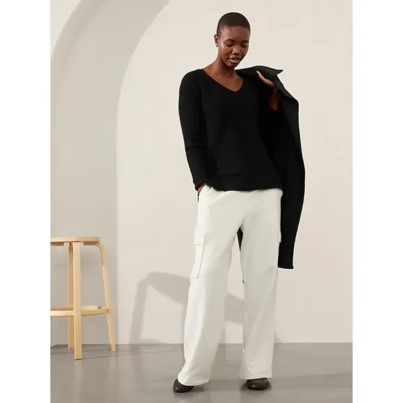 Athleta Hanover Refined V-Neck Sweater