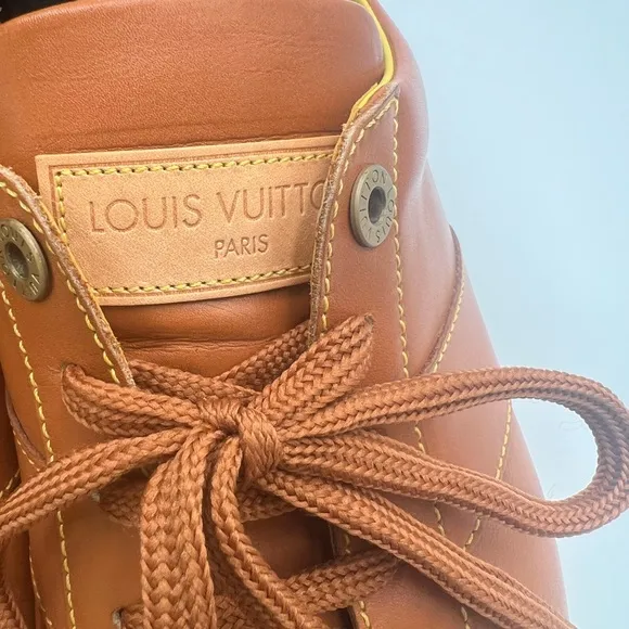 Authentic Louis Vuitton Mens Brown Sneakers SZ 8  Box, Dustbag &amp; Extra Laces