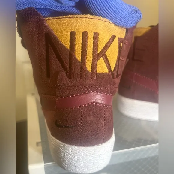 Authentic Nike SB Zoom Blazer Mid-Premium Skate Sneakers
