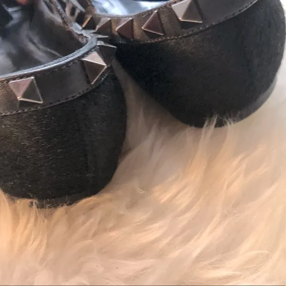 Authentic - Valentino Rockstud Flats