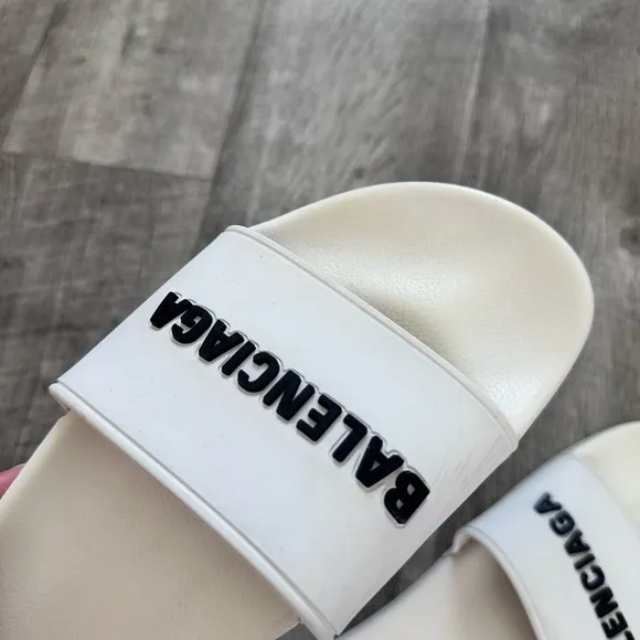 Balenciaga Logo Printed Slides Size 8