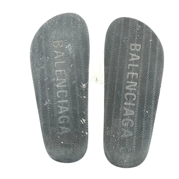 BALENCIAGA | Political Campaign Slides