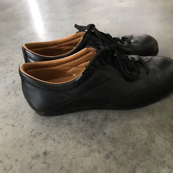 Bally Women’s Leather Fashion Sneakers Size 39 / 9