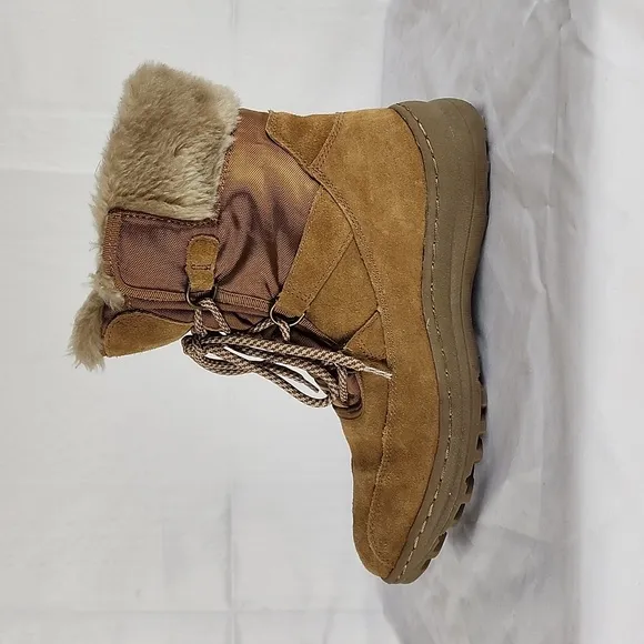 Baretraps Aero Leather Y2K Round Toe Cold Weather Lace Up Combat Winter Boots