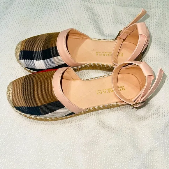 BB CHECK LOGO 🌸ANKLE BUCKLE UP ESPADRILLES 🌺