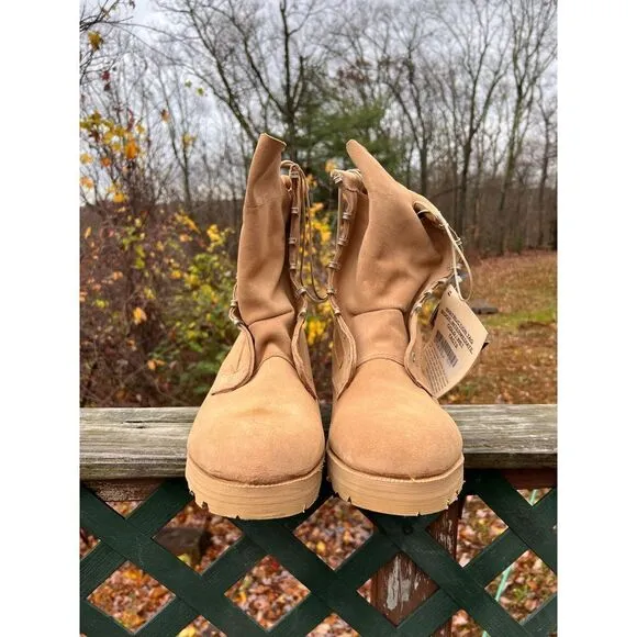 Belleville Gortex ICWT intermediate, Cold/Wet Military Combat Boots Sz 16 Narrow