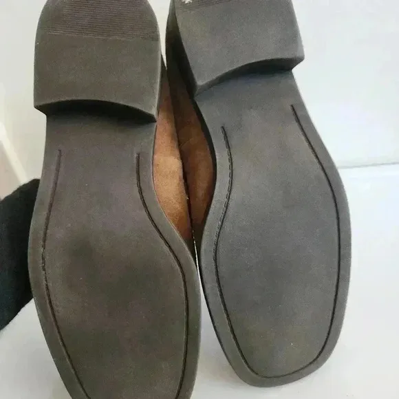 Bernardo Billy brown suede loafers