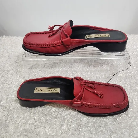 Bernardo Red Moccasin-Style Slip-On Loafers Size 9